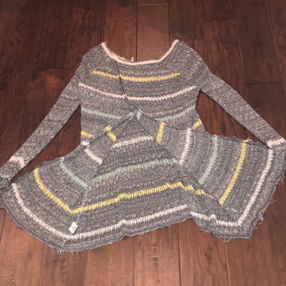 Free People Sweater - Picture 6 of 7